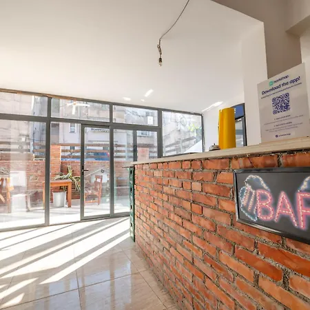 Hostal Black Delvine