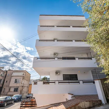 Albergue Black Delvine